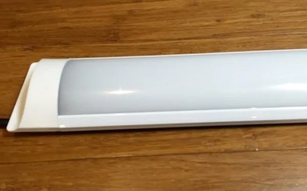 LED Bar light 1200mm - Insulated roofing supplies - Easy Panel